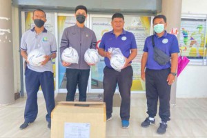 ขอขอบคุณผู้ใหญ่ใจดี สนับสนุนมอบลูกฟุตบอล ให้กับโรงเรียนพะตงวิทยามูลนิธิ