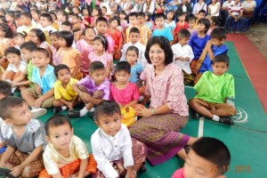 กิจกรรมวันลอยกระทงระดับอนุบาล 25 พฤศจิกายน 2558