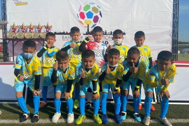 โรงเรียนพะตงวิทยามูลนิธิชนะเลิศฟุตบอล 2563