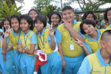 กิจกรรมปีใหม่ ระดับประถม 2558