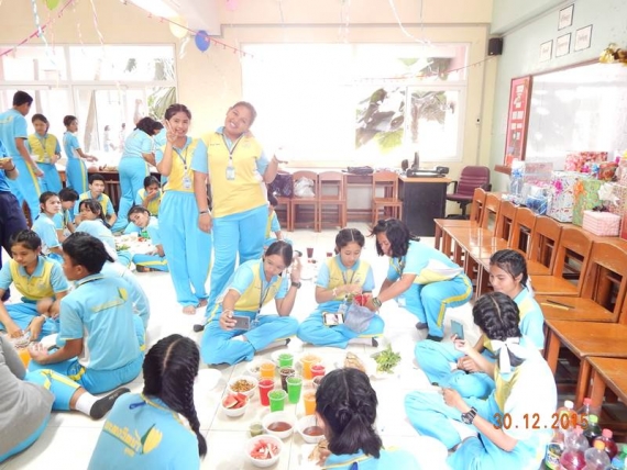 กิจกรรมปีใหม่ ระดับมัธยม 2558