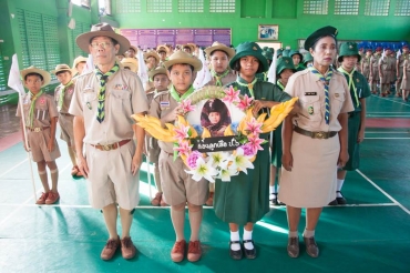 พิธีถวายราชสดุดีเนื่องในวันคล้ายวันสวรรคตรัชกาลที่  6 โรงเรียนพะตงวิทยามูลนิธิ 24112559