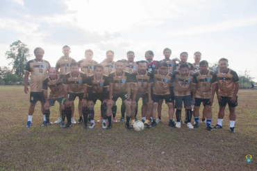 ฟุตบอลกระชับความสัมพันธ์ เปิดใช้สนามใหม่  (25-02-2564)