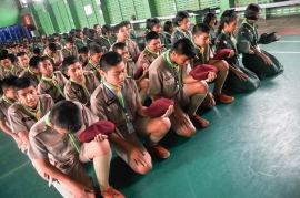 พิธีประดับอินธนู ลูกเสือสามัญรุ่นใหญ่ ระดับ ม.1 21122559